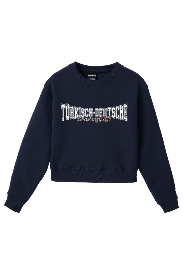 Ronna  Kadın Türk - Alman Üniversitesi Serisi Model 11 Baskılı Oversize Bisiklet Yaka Crop Sweatshirt  - TDB050111 Lacivert - L